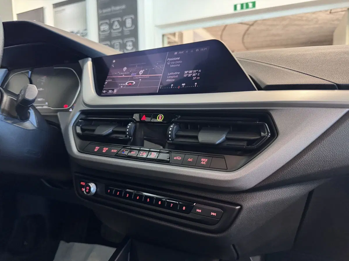 BMW Serie 1 usata a Messina (12)