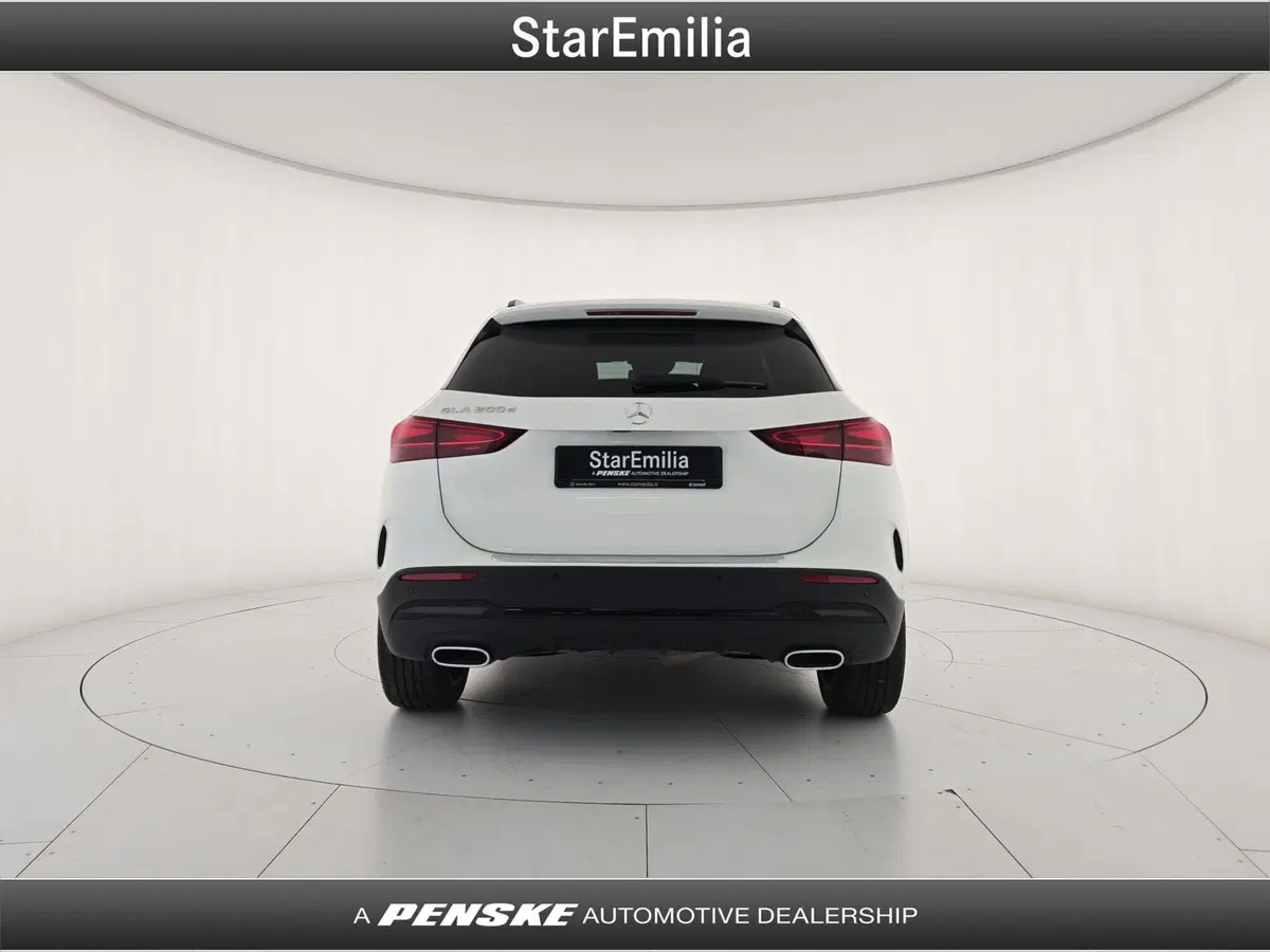 Mercedes-Benz GLA SUV usata a Bologna (4)