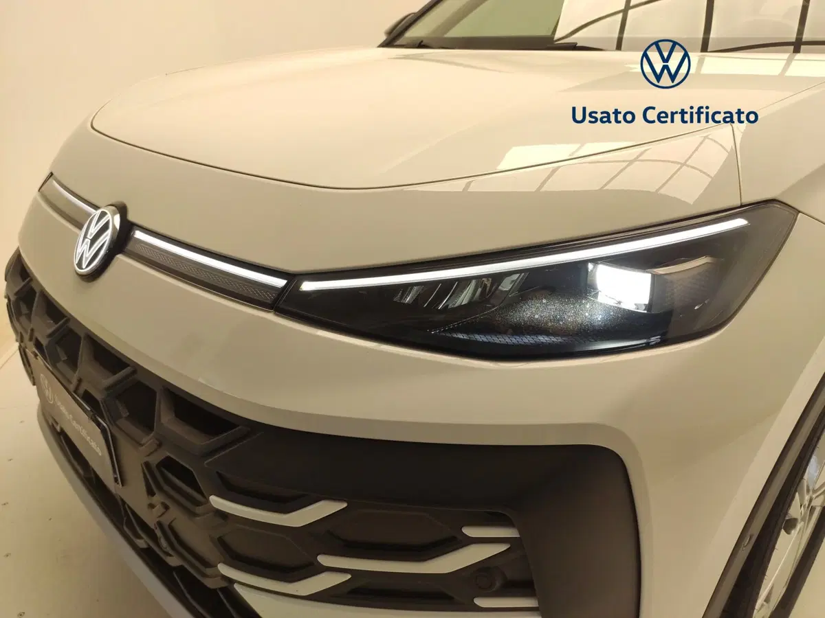 Volkswagen T-Roc nuova a Avellino (10)