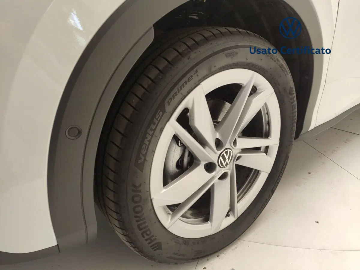 Volkswagen T-Roc nuova a Avellino (11)