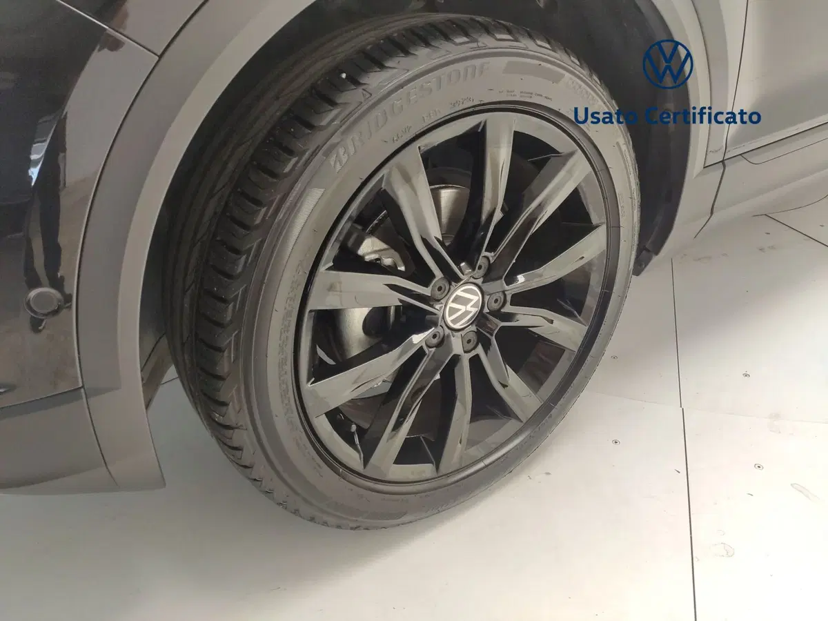 Volkswagen T-Roc usata a Avellino (11)