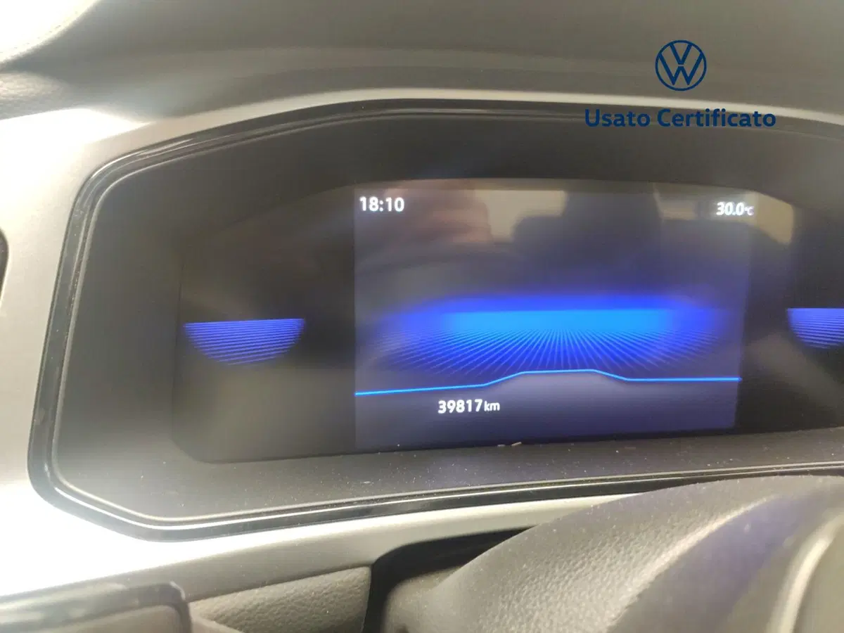 Volkswagen T-Roc usata a Avellino (18)