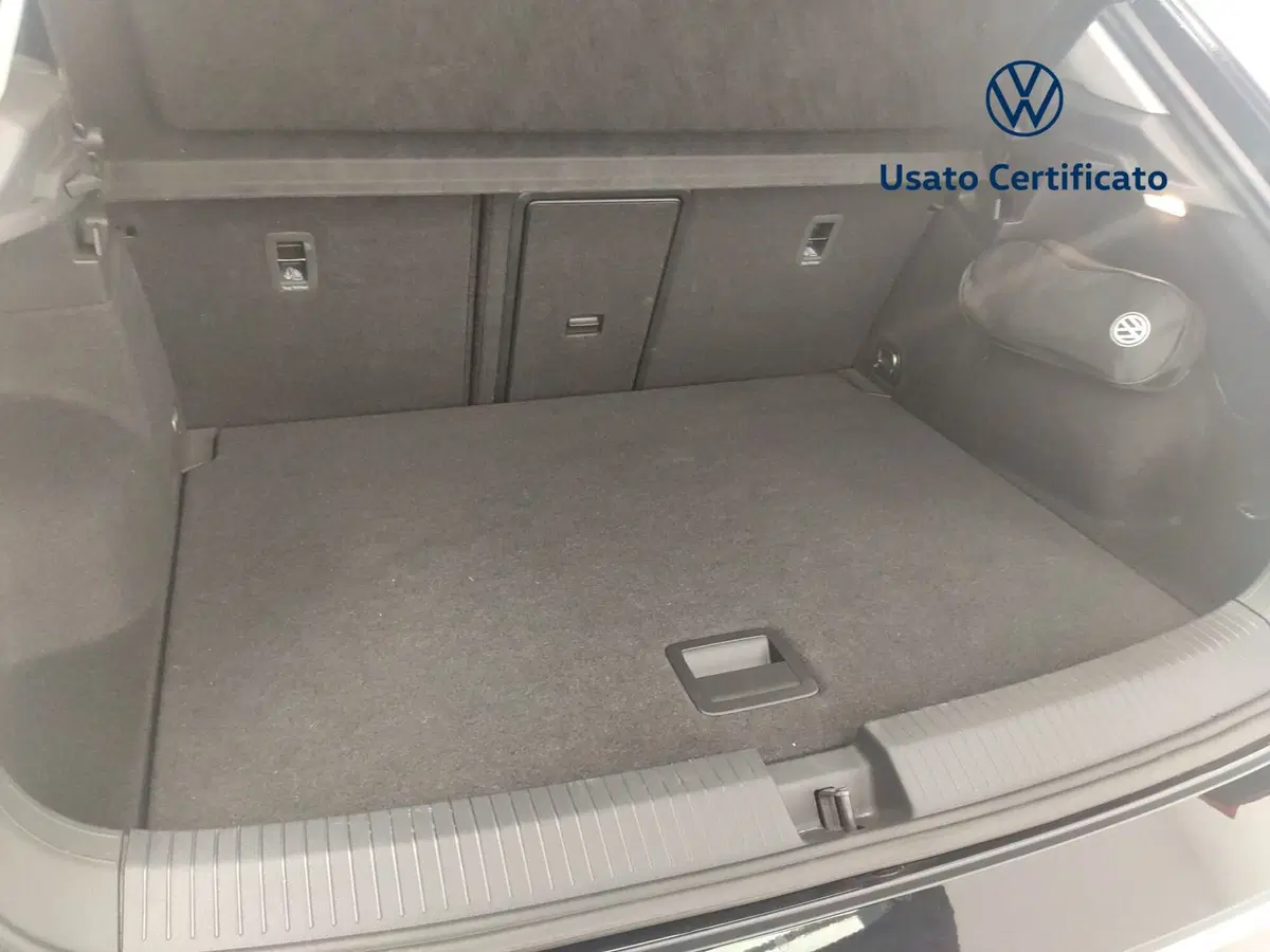 Volkswagen T-Roc usata a Avellino (8)