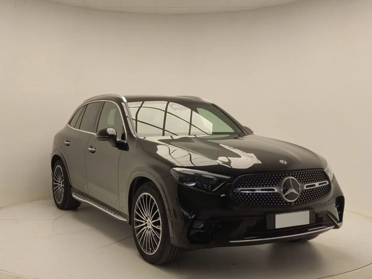 Mercedes-Benz GLC SUV usata a Avellino