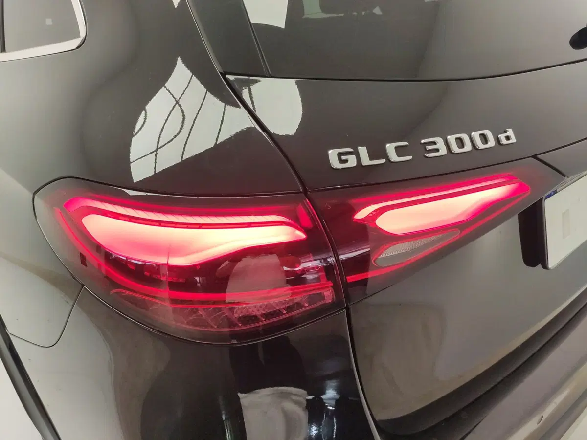 Mercedes-Benz GLC SUV usata a Avellino (15)