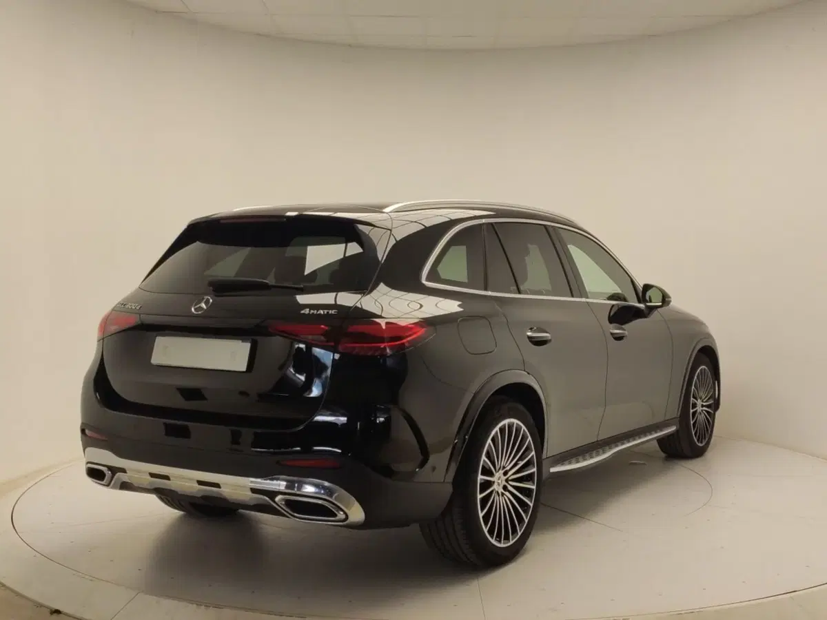 Mercedes-Benz GLC SUV usata a Avellino (7)