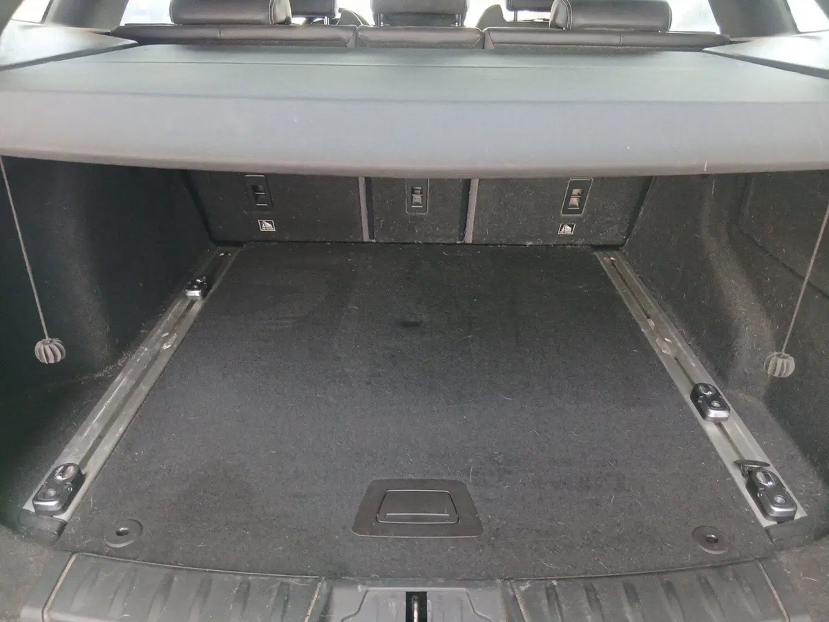 Jaguar F-Pace usata a Pordenone (8)