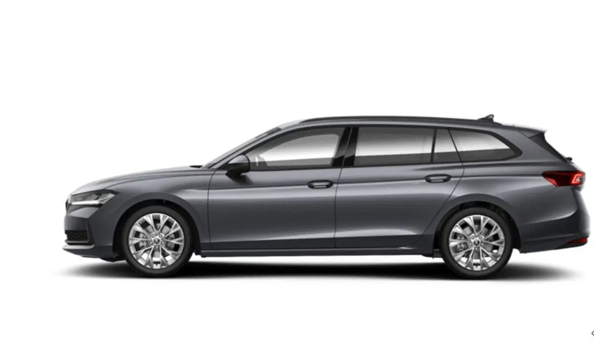 Skoda Superb nuova a Torino (2)