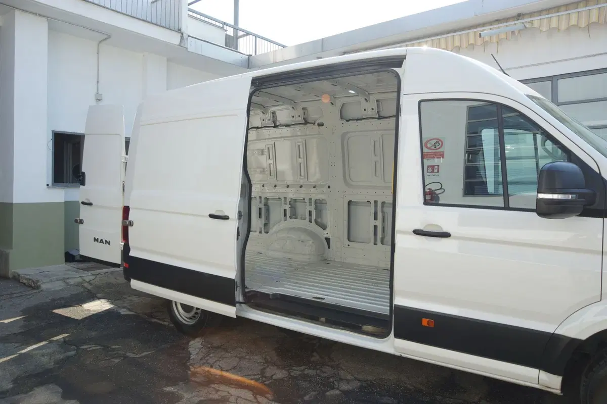 Man TGE Furgone usata a Torino (7)