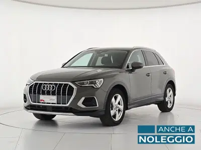 Audi Q3 35 2.0 tdi Business Advanced s-tronic del 2025 usata a Borgo San Dalmazzo
