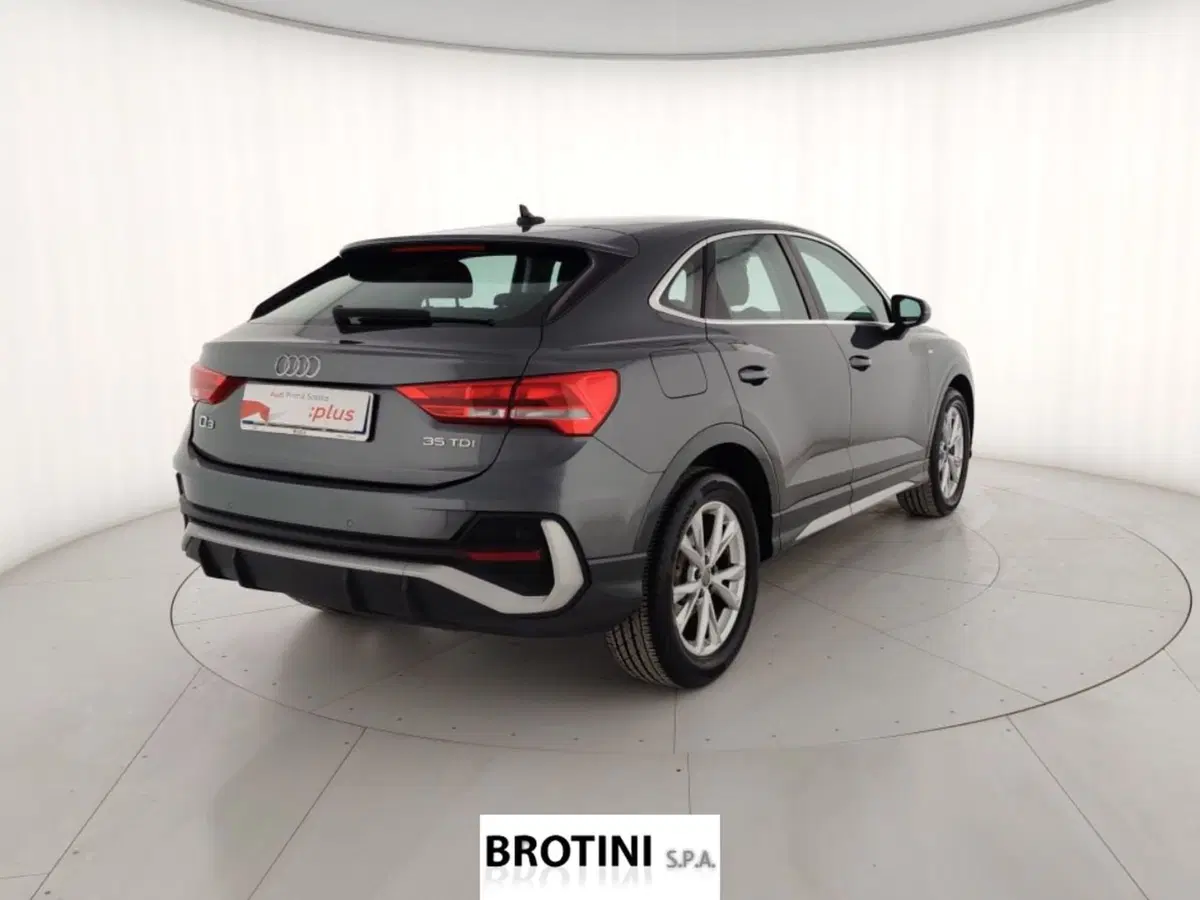Audi Q3 Sportback usata a Massa-Carrara (3)