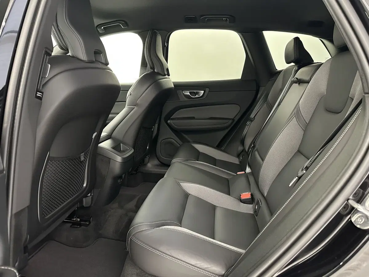 Volvo XC60 usata a Bergamo (5)