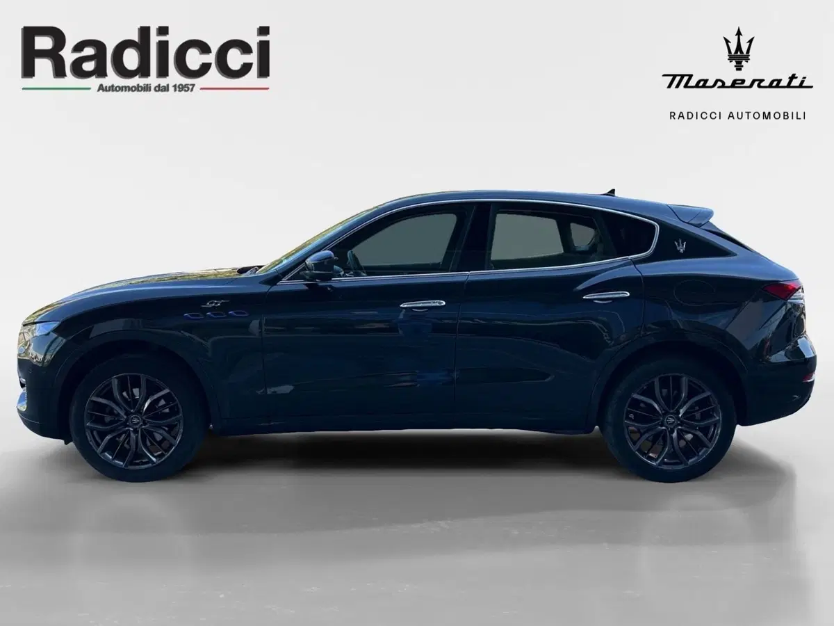Maserati Levante usata a Ancona (9)