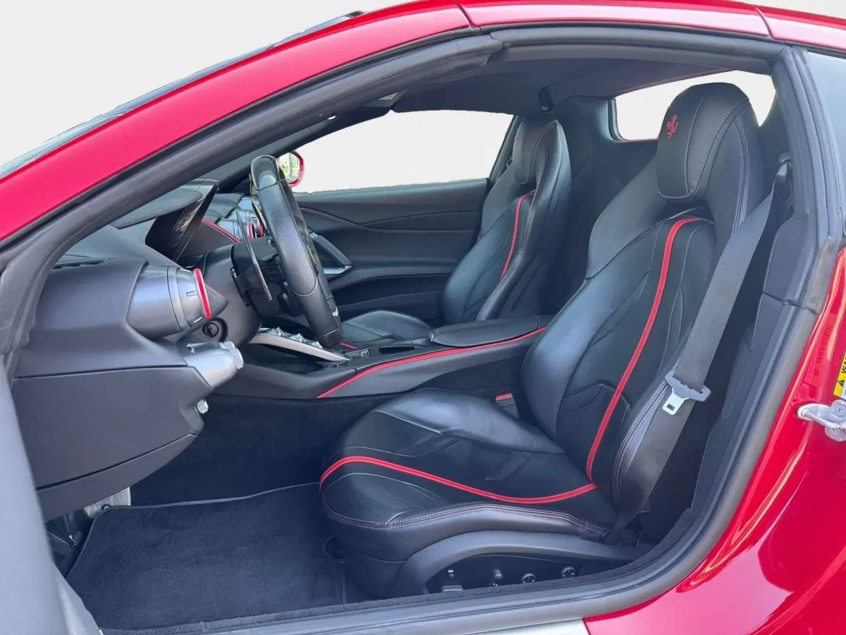 Ferrari 812 Spider usata a Ancona (17)
