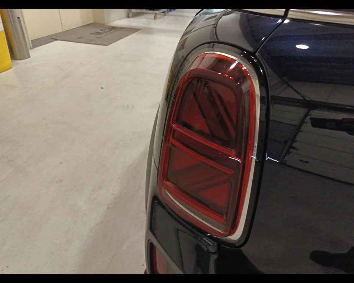 MINI Mini Countryman usata a Caserta (12)