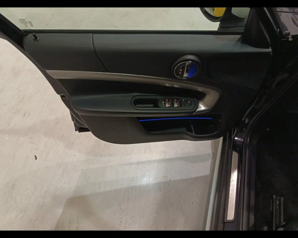 MINI Mini Countryman usata a Caserta (13)