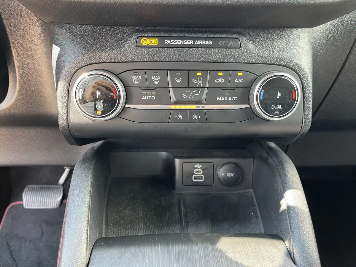 Ford Kuga usata a Vercelli (10)