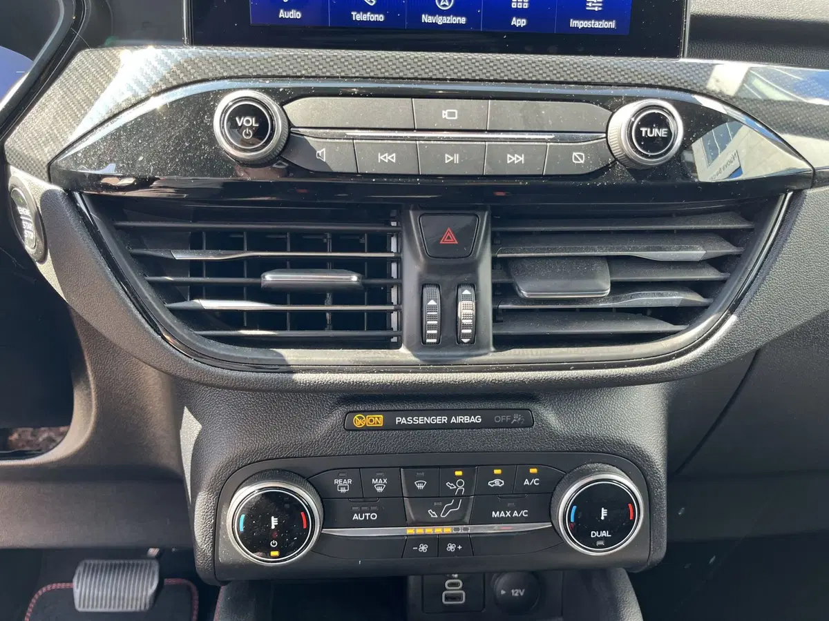 Ford Kuga usata a Vercelli (11)