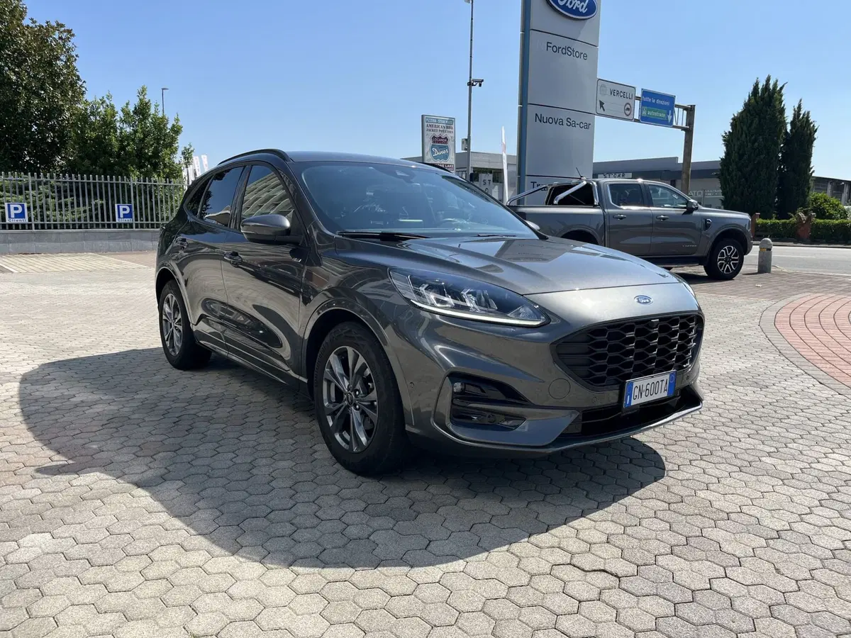 Ford Kuga usata a Vercelli (4)