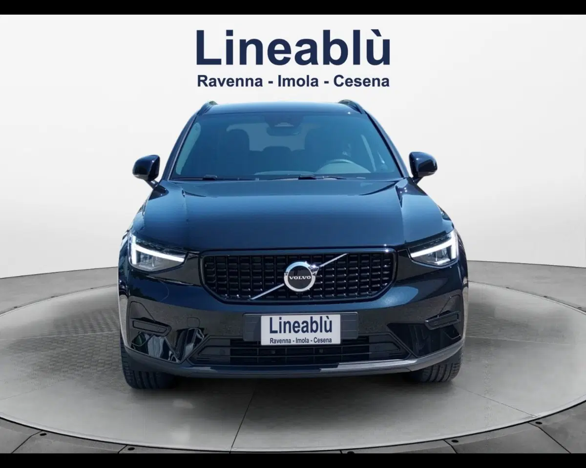 Volvo XC40 nuova a Bologna (8)