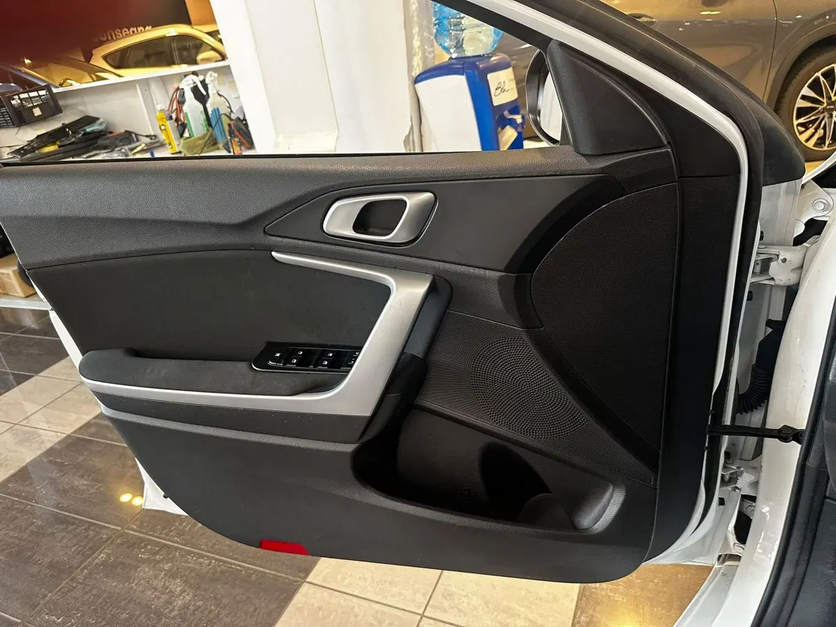Kia Ceed usata a Firenze (11)