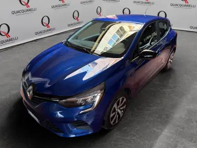 Renault Clio TCe 100 CV GPL 5 porte Equilibre del 2023 usata a Milano
