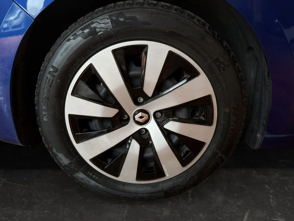Renault Clio usata a Milano (8)