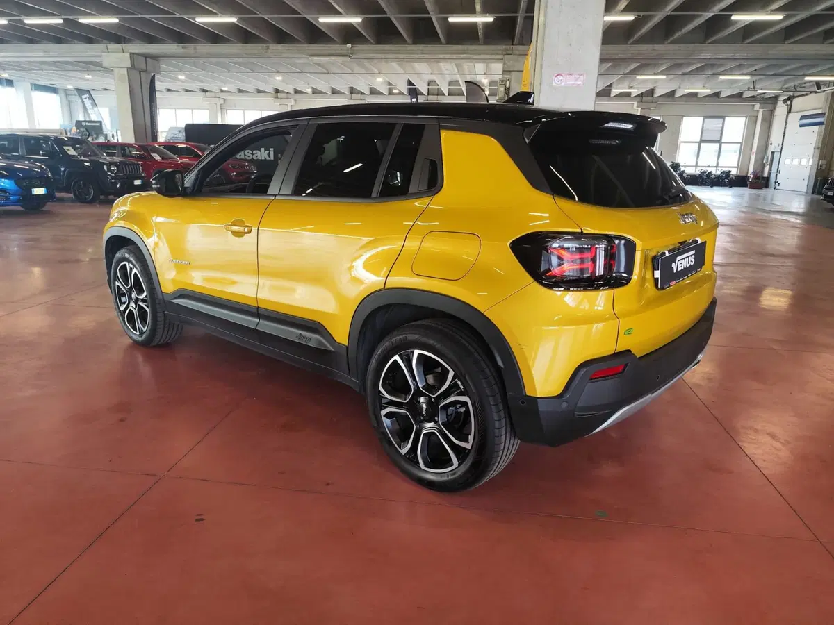 Jeep Avenger usata a Milano (4)