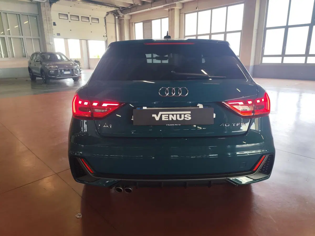 Audi A1 Sportback usata a Milano (5)