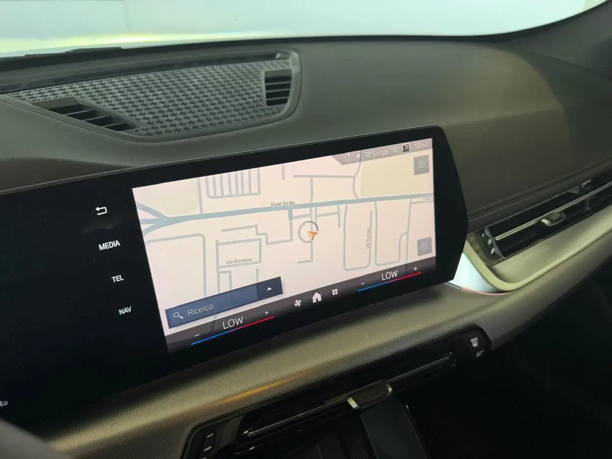 BMW X1 nuova a Monza e Brianza (11)