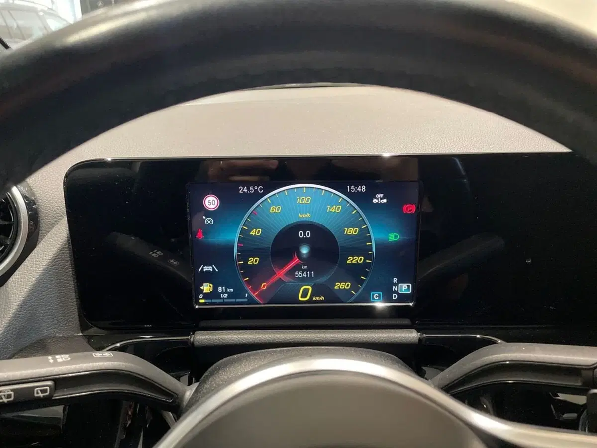 Mercedes-Benz GLA SUV usata a Firenze (13)