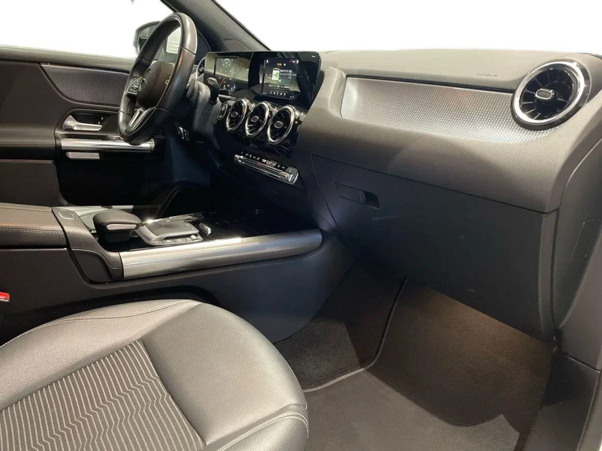 Mercedes-Benz GLA SUV usata a Firenze (15)