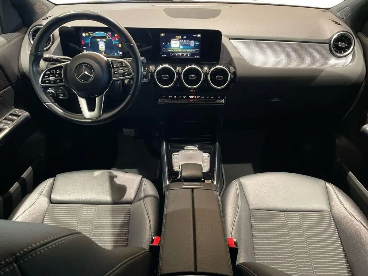 Mercedes-Benz GLA SUV usata a Firenze (9)