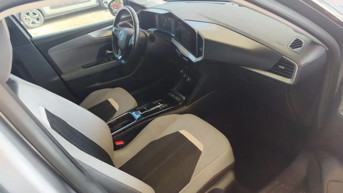 Opel Mokka-e usata a Firenze (11)