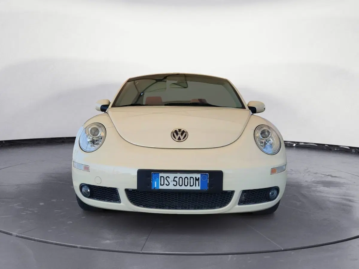 Volkswagen New Beetle Cabrio usata a Firenze (14)