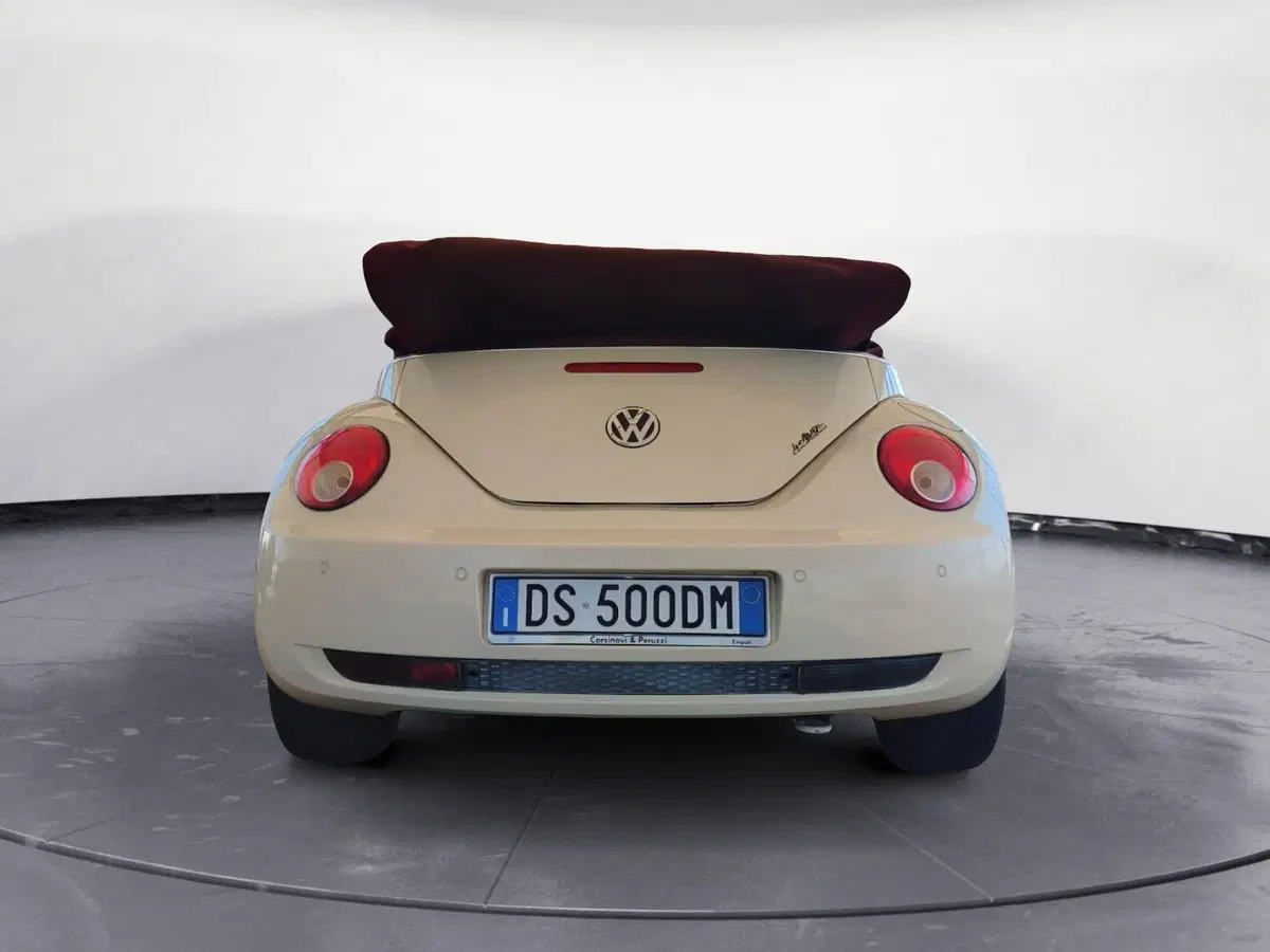 Volkswagen New Beetle Cabrio usata a Firenze (7)