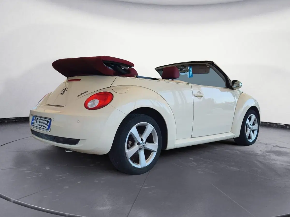 Volkswagen New Beetle Cabrio usata a Firenze (9)