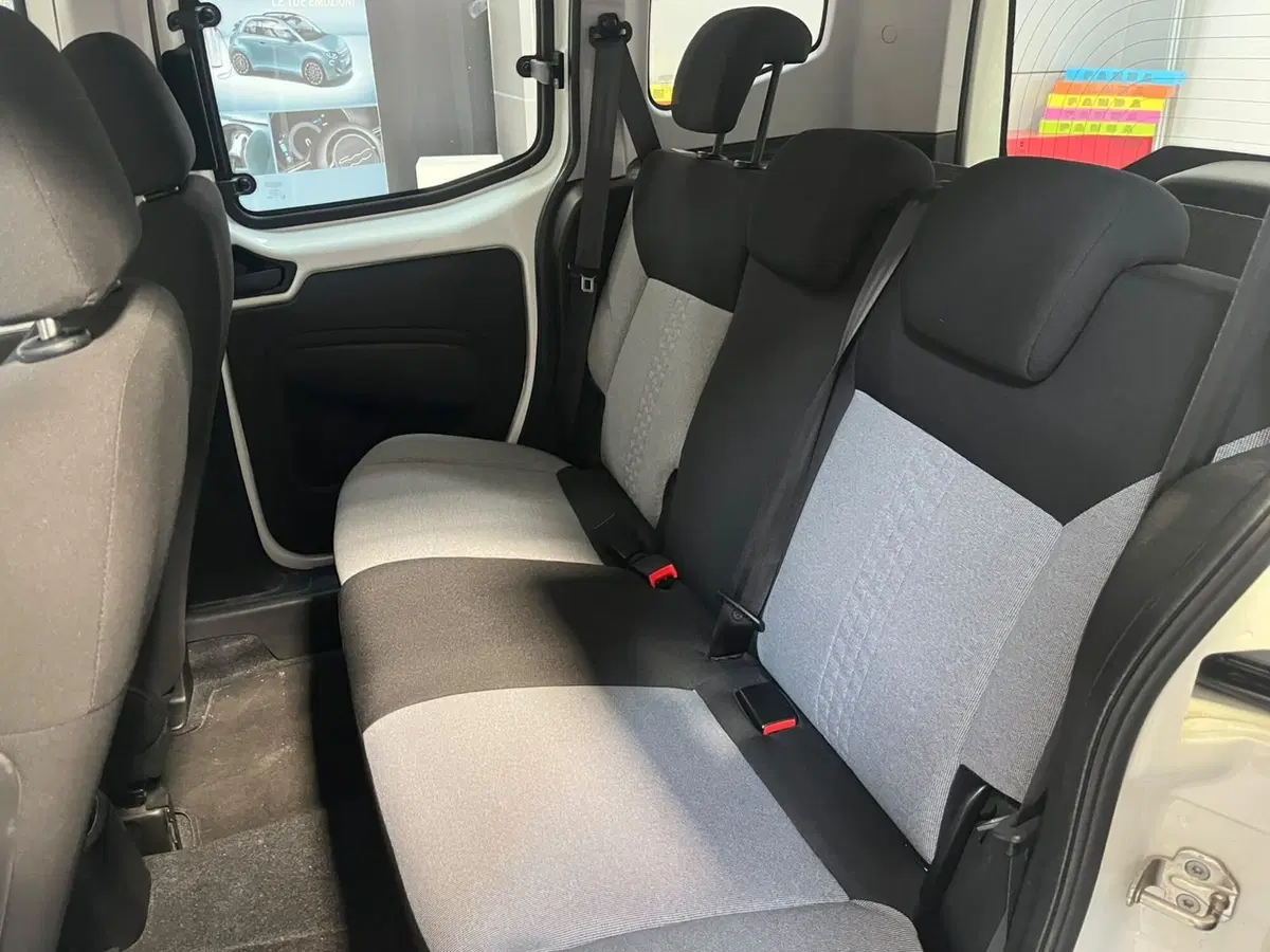 Fiat Qubo usata a Lucca (9)