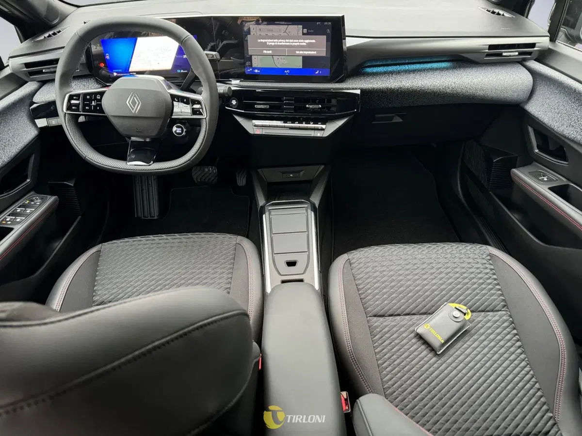 Renault Clio usata a Milano (15)