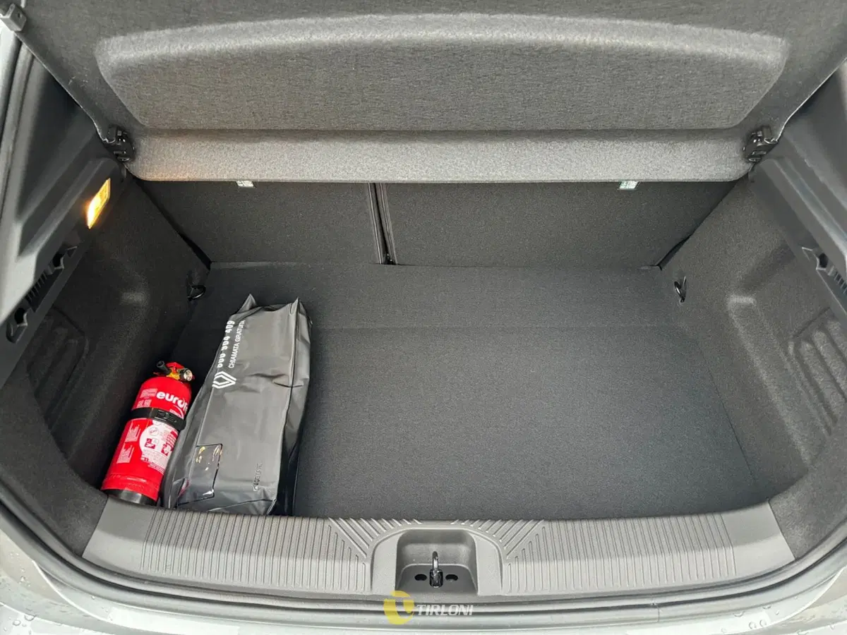 Renault Clio usata a Milano (20)