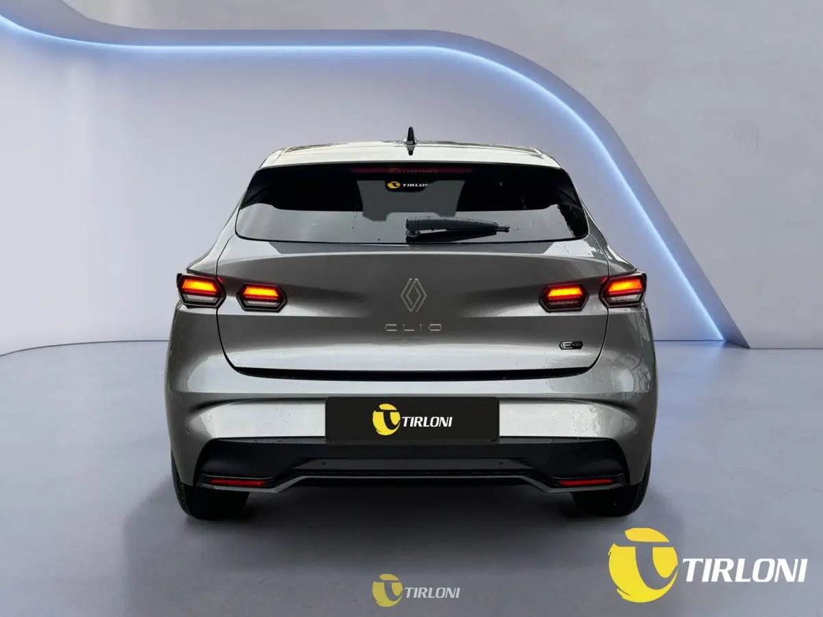 Renault Clio usata a Milano (8)