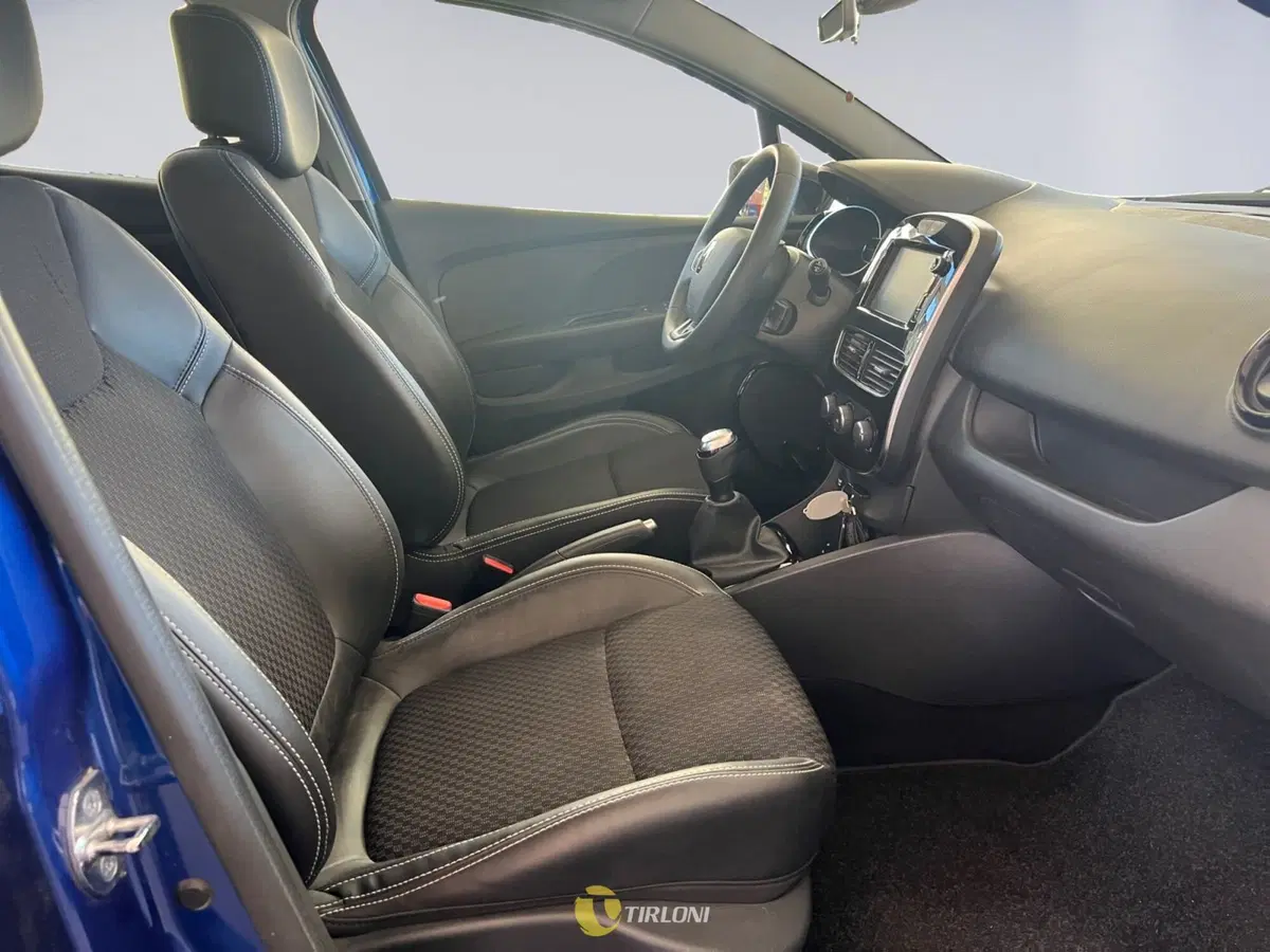 Renault Clio usata a Milano (12)