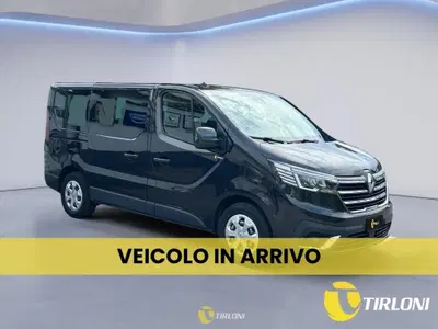 Renault Trafic 2.0 blue dci 150cv L1 Equilibre del 2021 usata a Milano