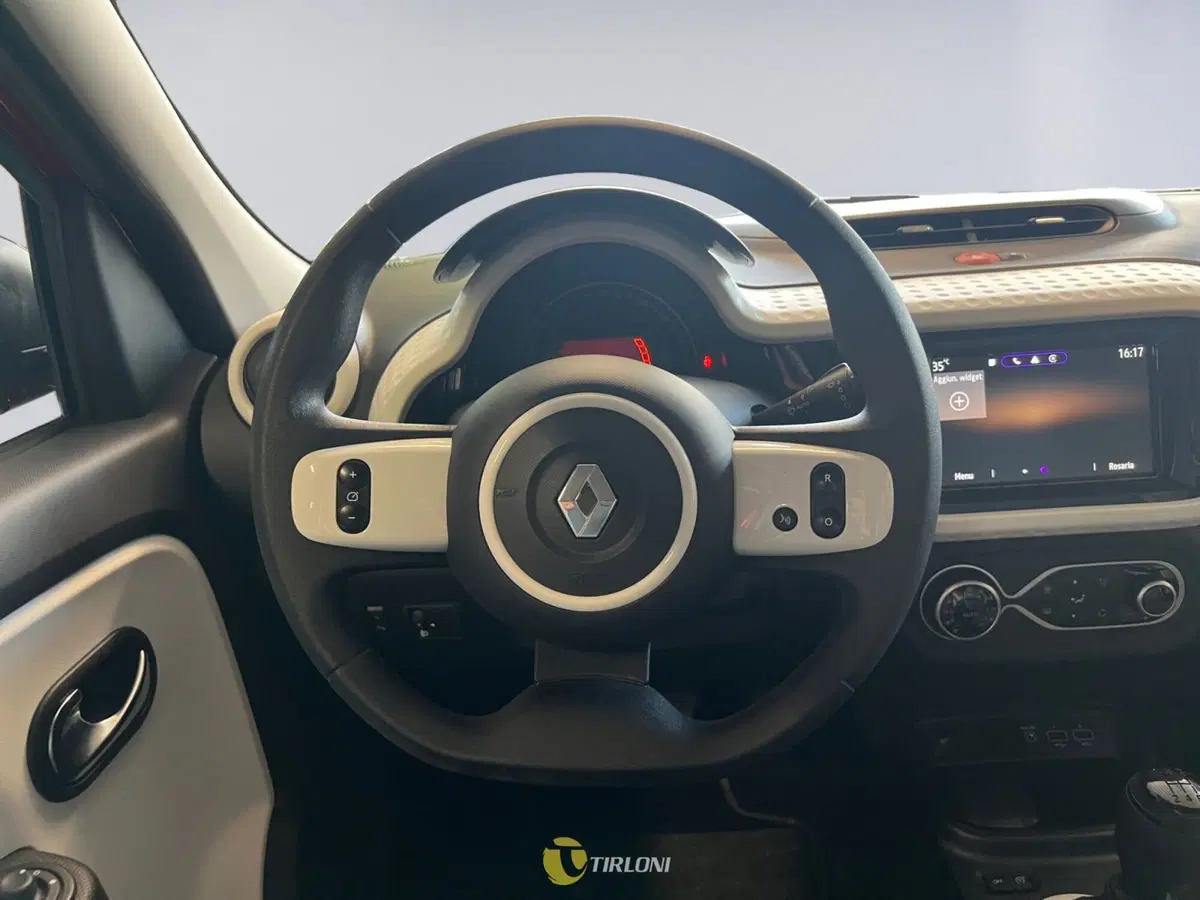 Renault Twingo usata a Milano (16)