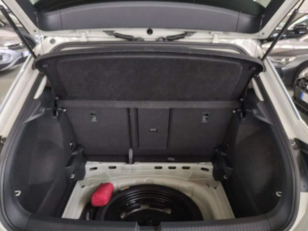 Volkswagen T-Roc usata a Agrigento (16)