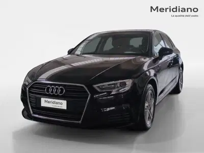 Audi A3 Sedan 1.6 TDI 116 CV S tronic Business del 2017 usata a Favara