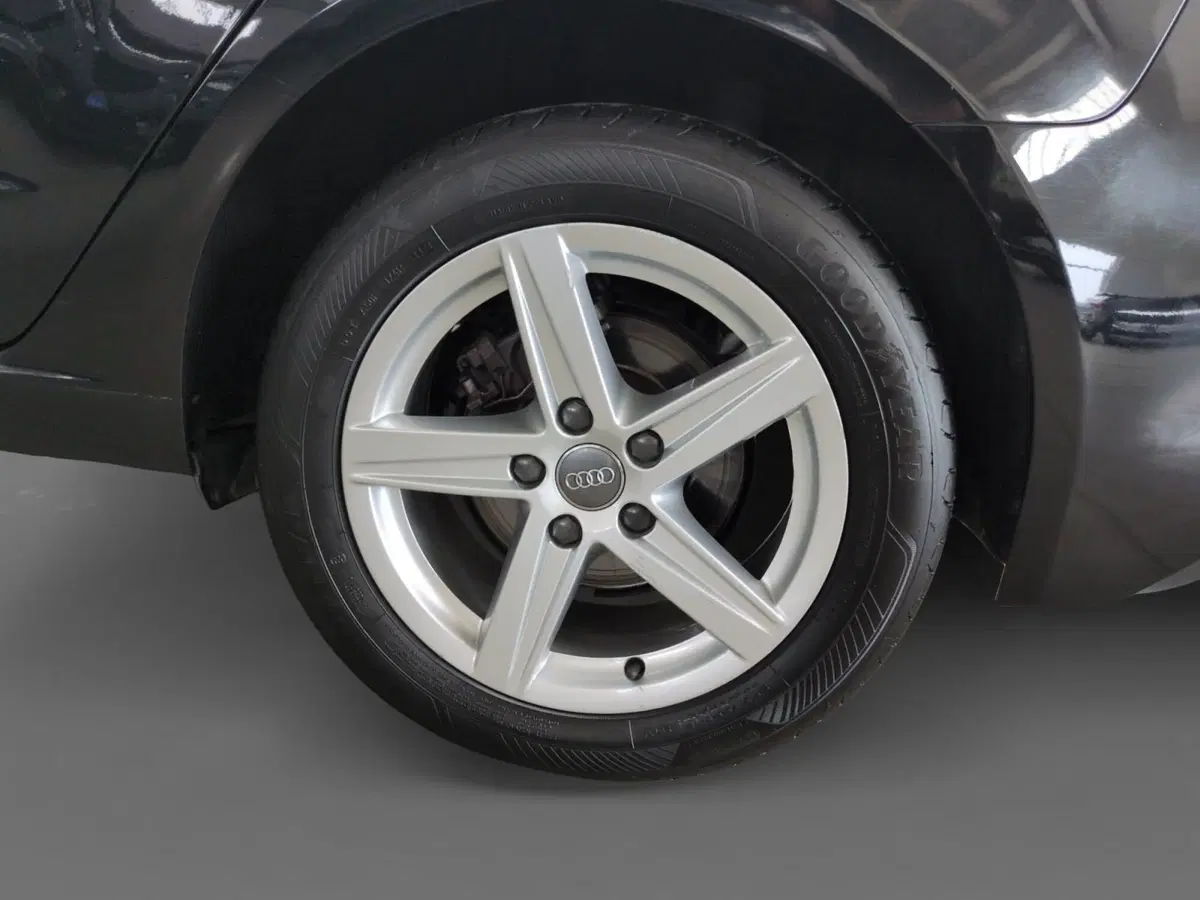 Audi A3 Sedan usata a Agrigento (13)