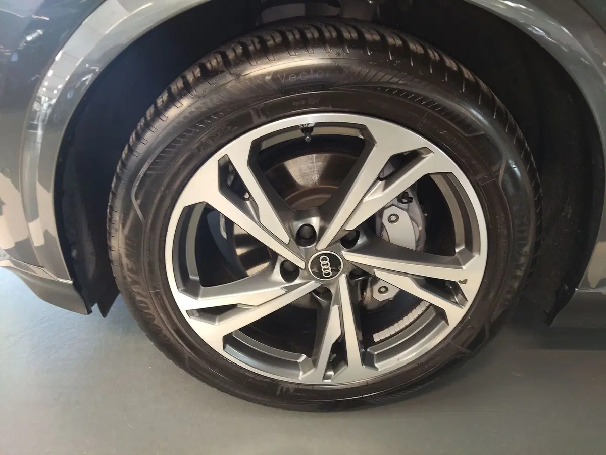 Audi Q6 Sportback usata a Modena (6)