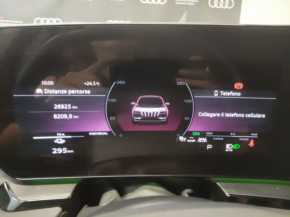 Audi Q6 Sportback usata a Modena (9)