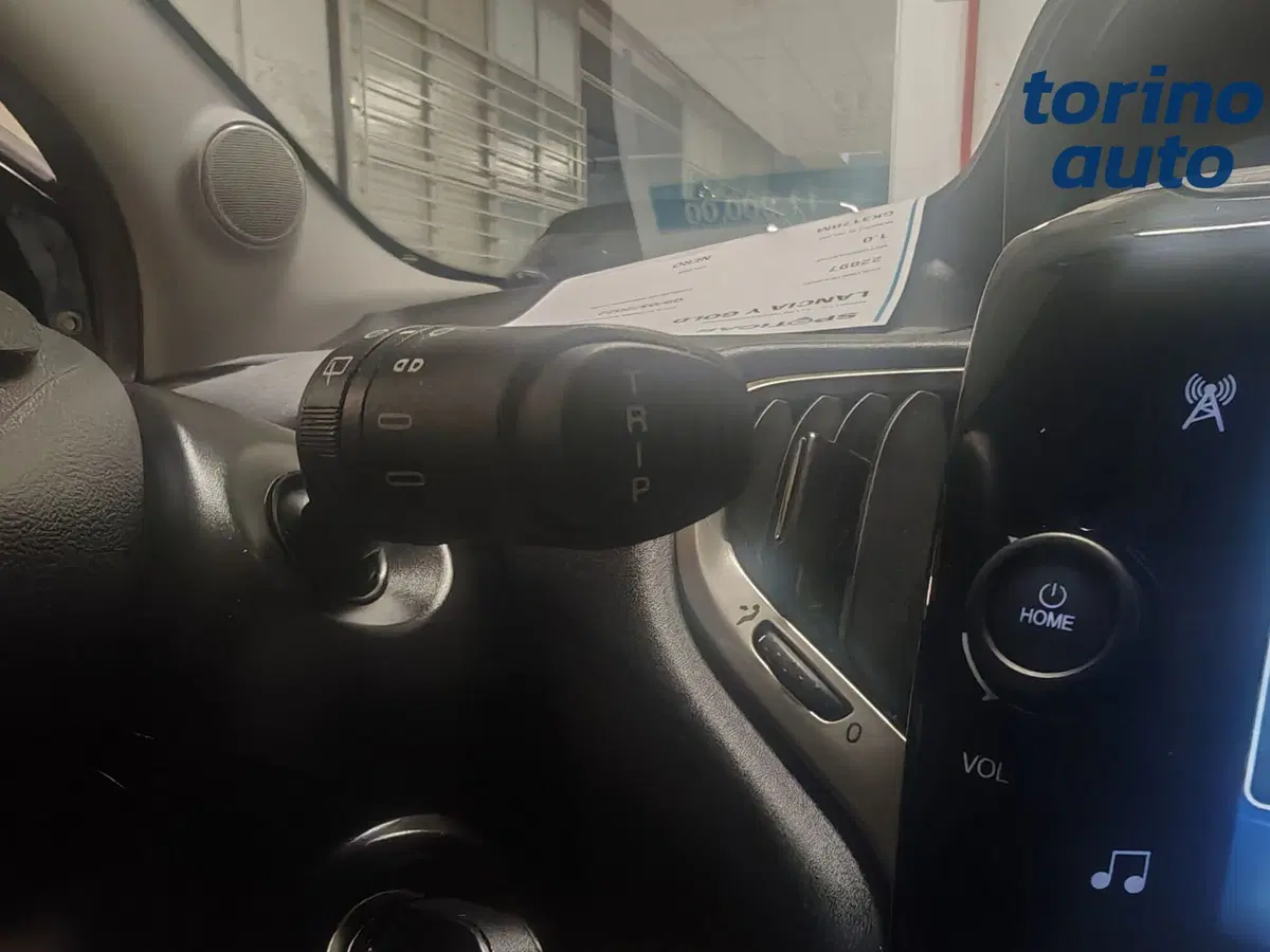 Lancia Ypsilon usata a Torino (15)